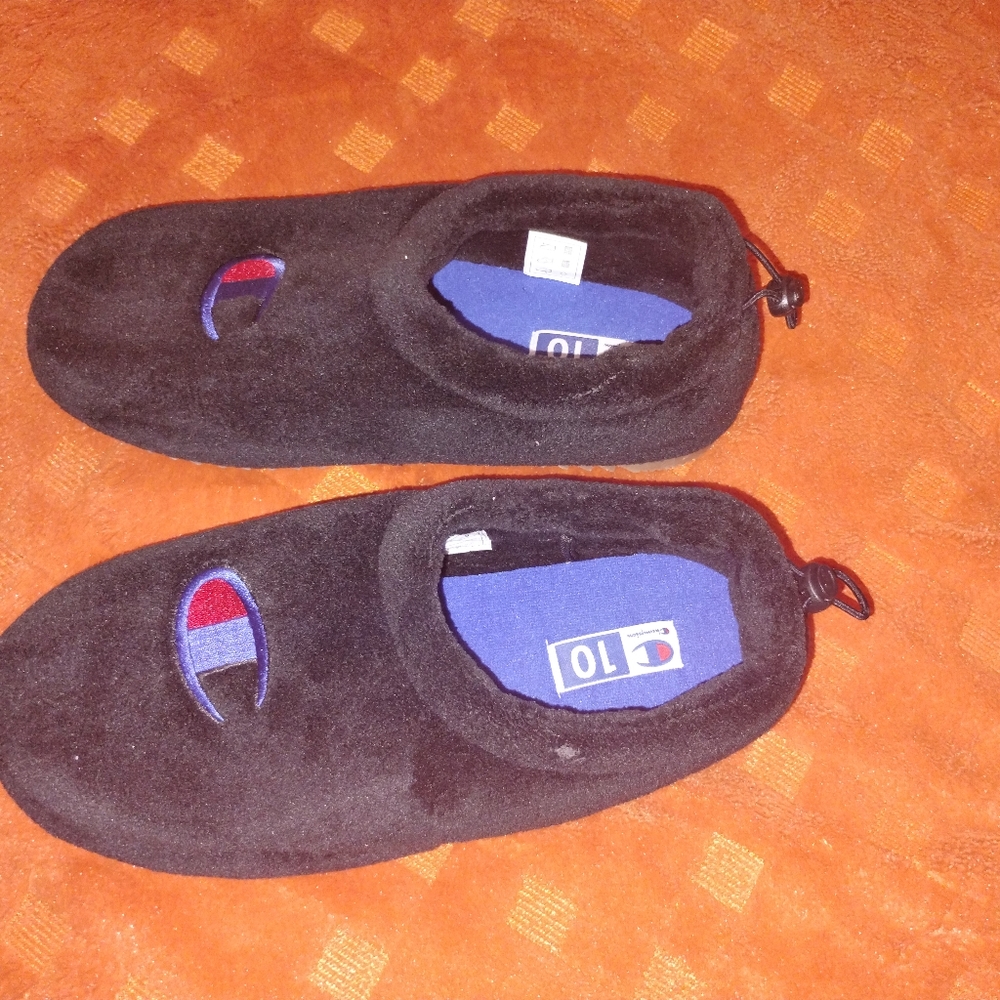 Brand New champion slip on shoes Size 10 Mens